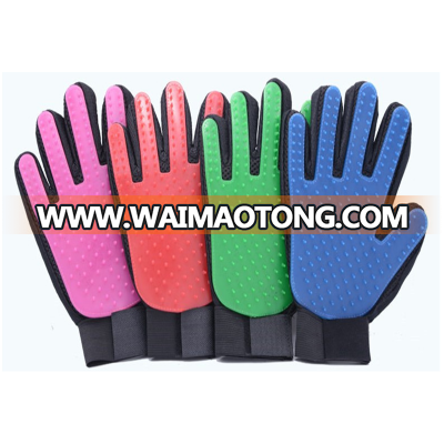 Hot Selling Dog Product 5 Finger Pet Grooming Gloves